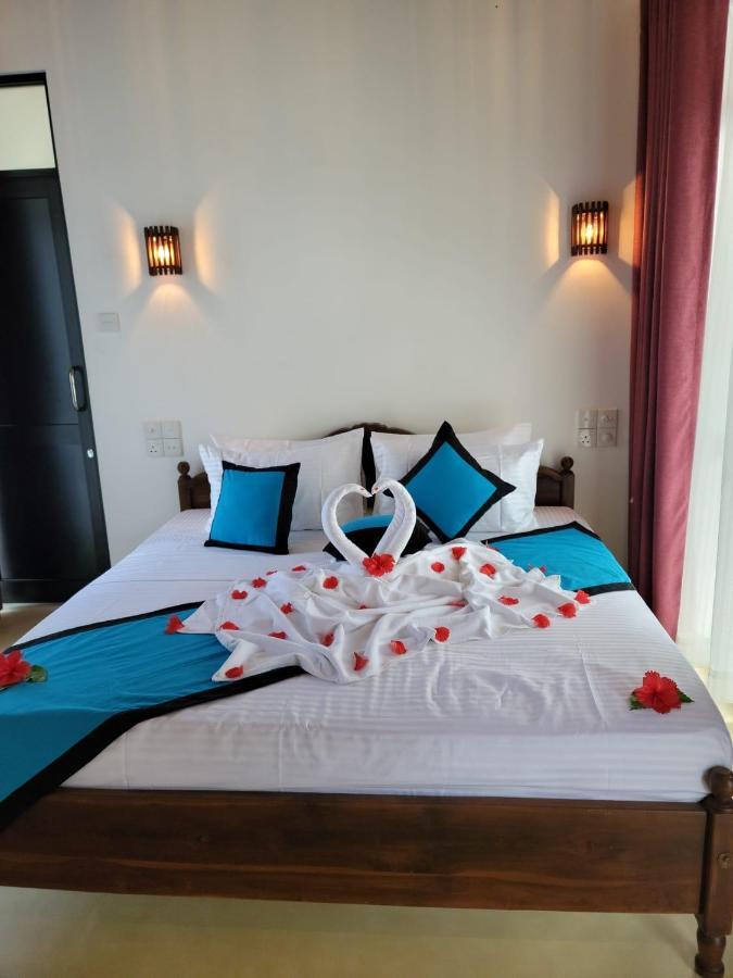 Shima Guni Beach Club Hotel Matara Exteriör bild