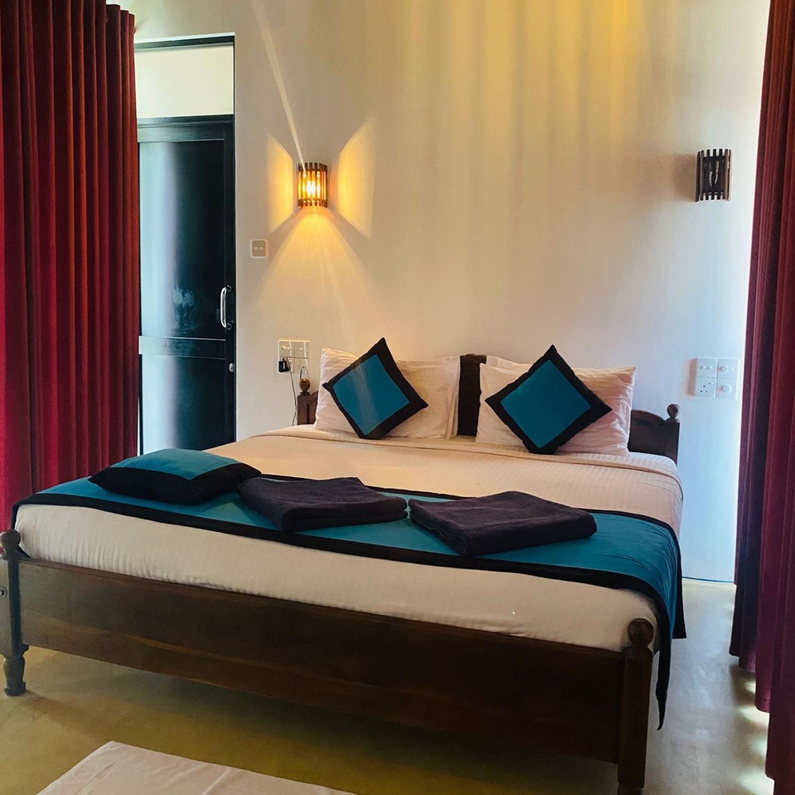 Shima Guni Beach Club Hotel Matara Rum bild